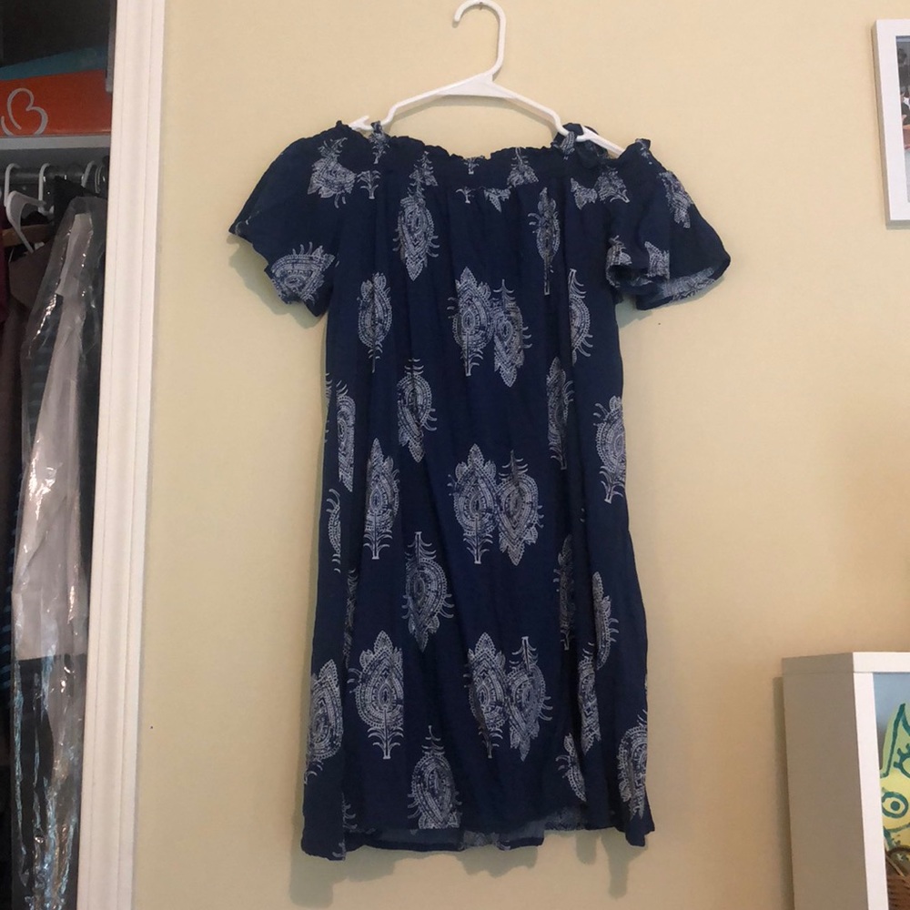 Off the shoulder tie dress